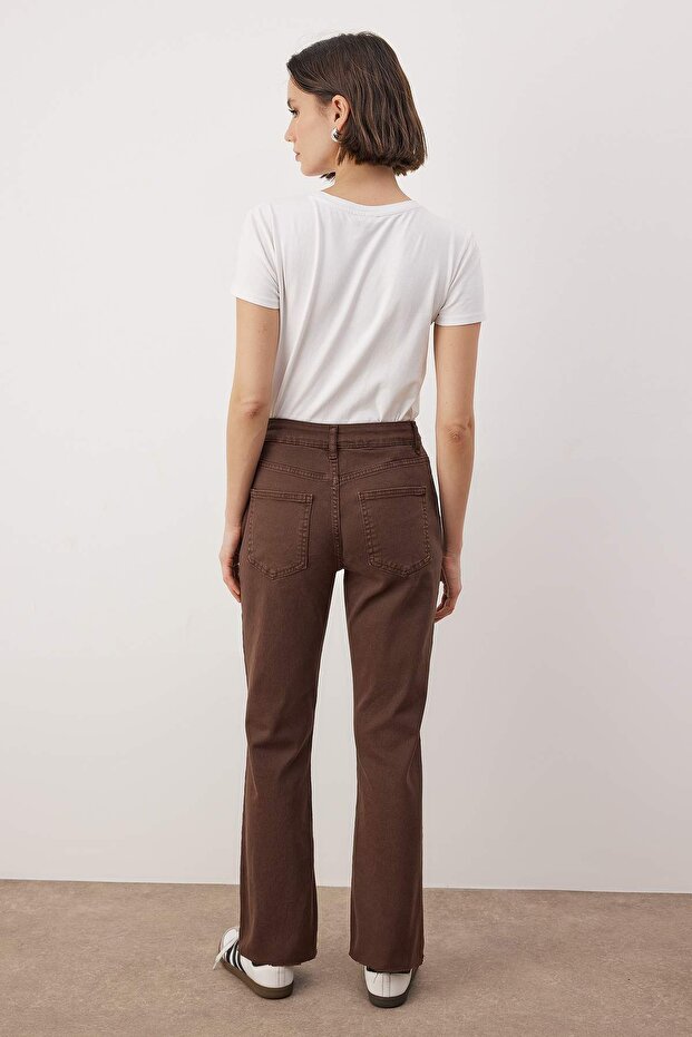 Kahverengi Yüksek Bel Comfort/Esnek Straight Jeans TWOAW26JE00302 - 4