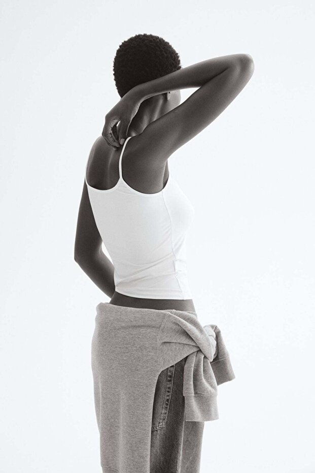 قميص من الألياف الدقيقة مع أشرطة - 2