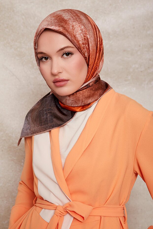 Gray Patterned Twill Silk Scarf - 2