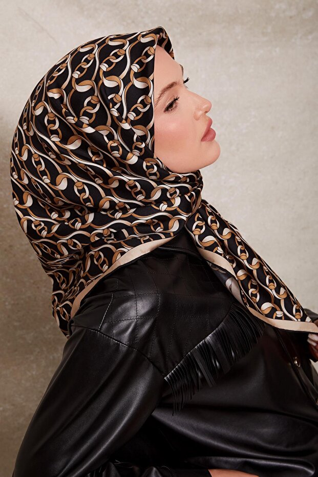 Black-Camel Chain Patterned Twill Silk Scarf