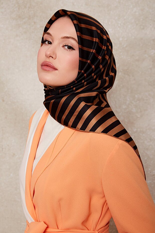 Camel Stripe Patterned Twill Silk Scarf - 1