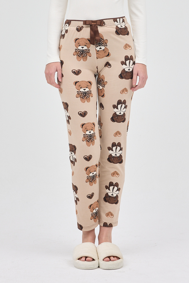 بيجامة نسائية منقوشة باللون البيج الداكن 4535 - 2