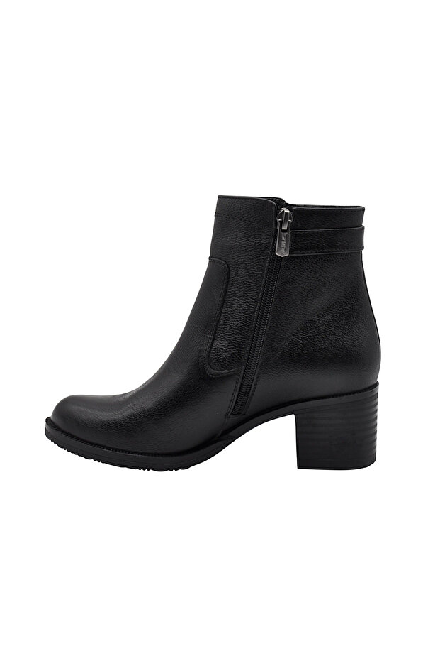 1779011 Kadın Bot - 4