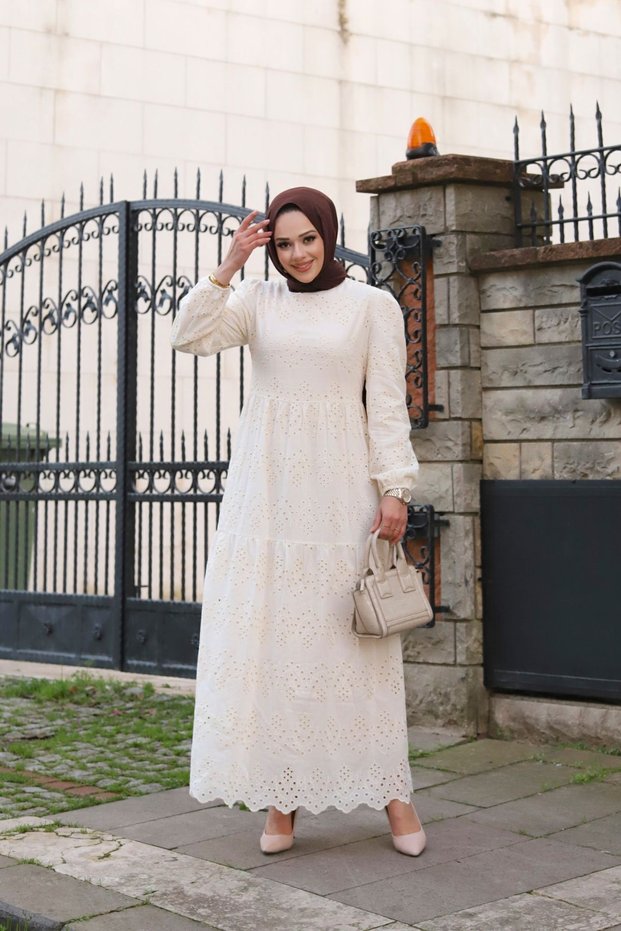 Rochie lungă de damă din dantelă brodată 1073 Bej