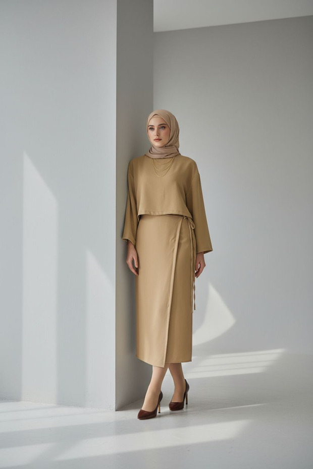 طقم نسائي مكون من كتان قطع: بلوزة وتنورة طويلة بخصر مطاطي، طقم صيفي محتشم - 2