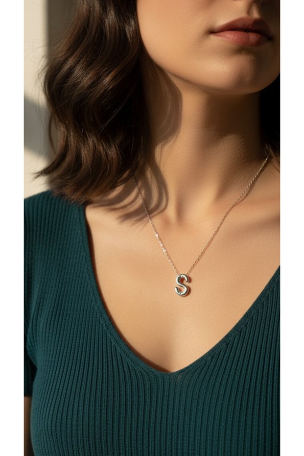 Women's 3D Trend S Letter Silver Color Balloon Necklace