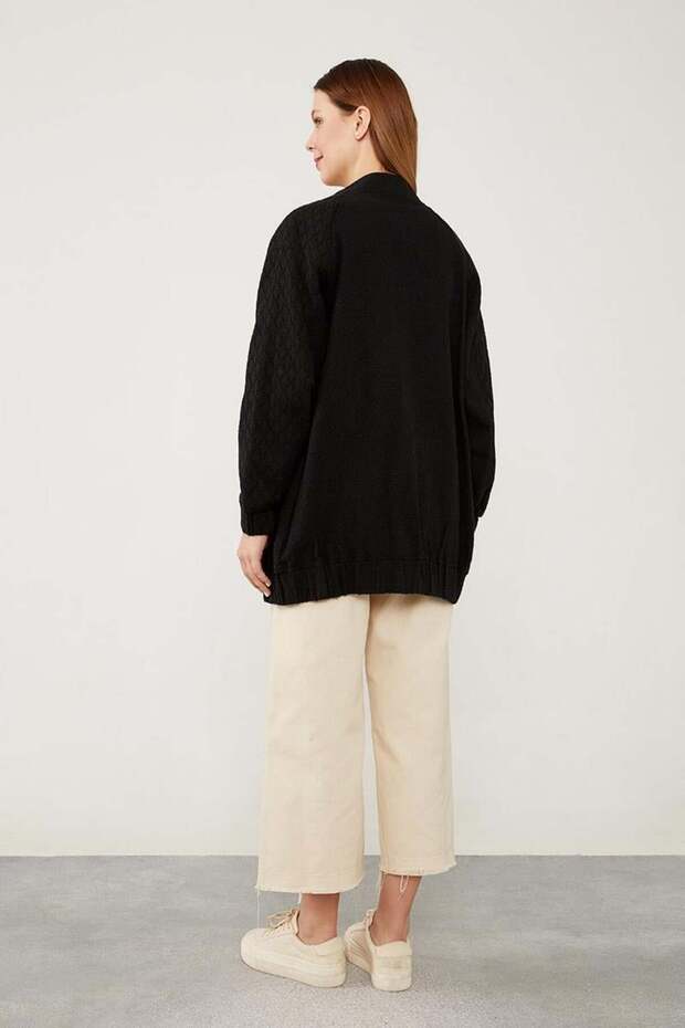 Siyah Triko İşlemeli Ceket - 6