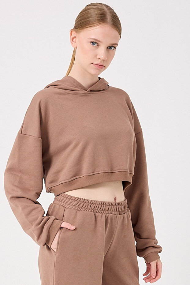 KADIN CROP KAPŞONLU ÜÇ ÜPLİK BASIC SWEATSHİRT - 8