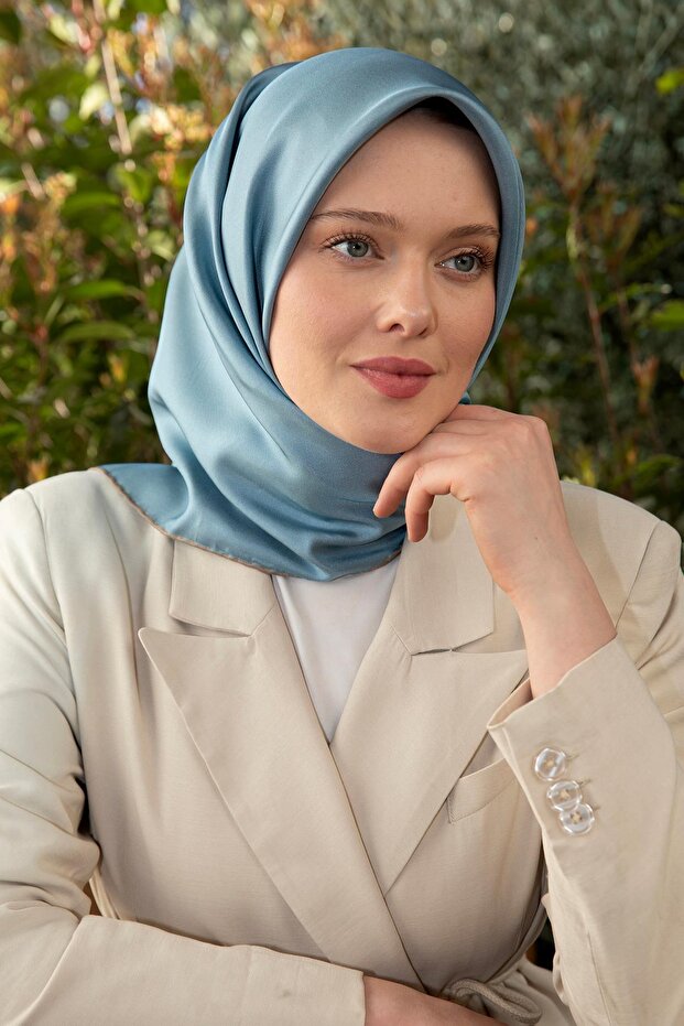 وشاح حريري مزدوج الجوانب من قماش التويل