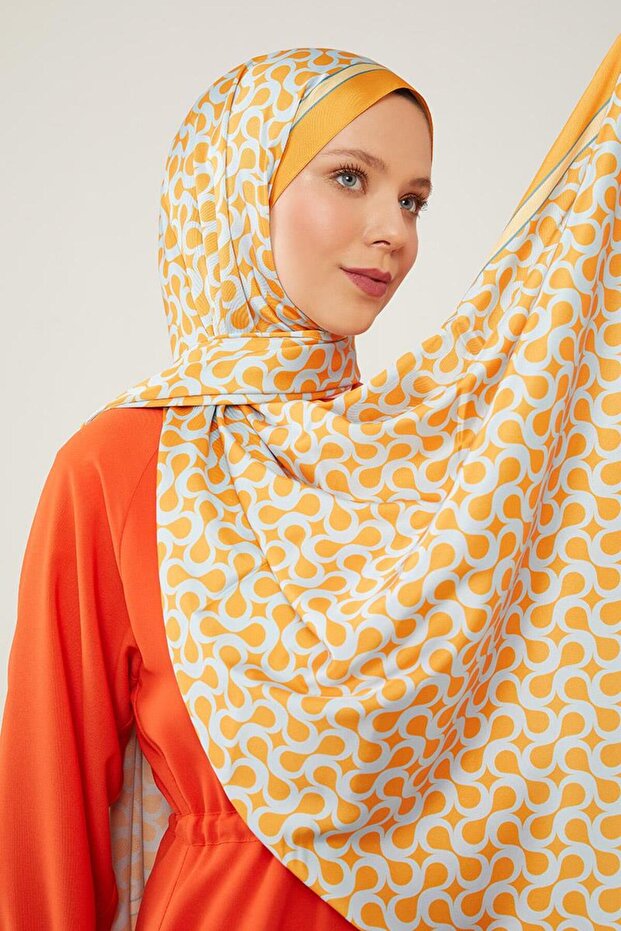 Orange S Pattern Angel Shawl - 1