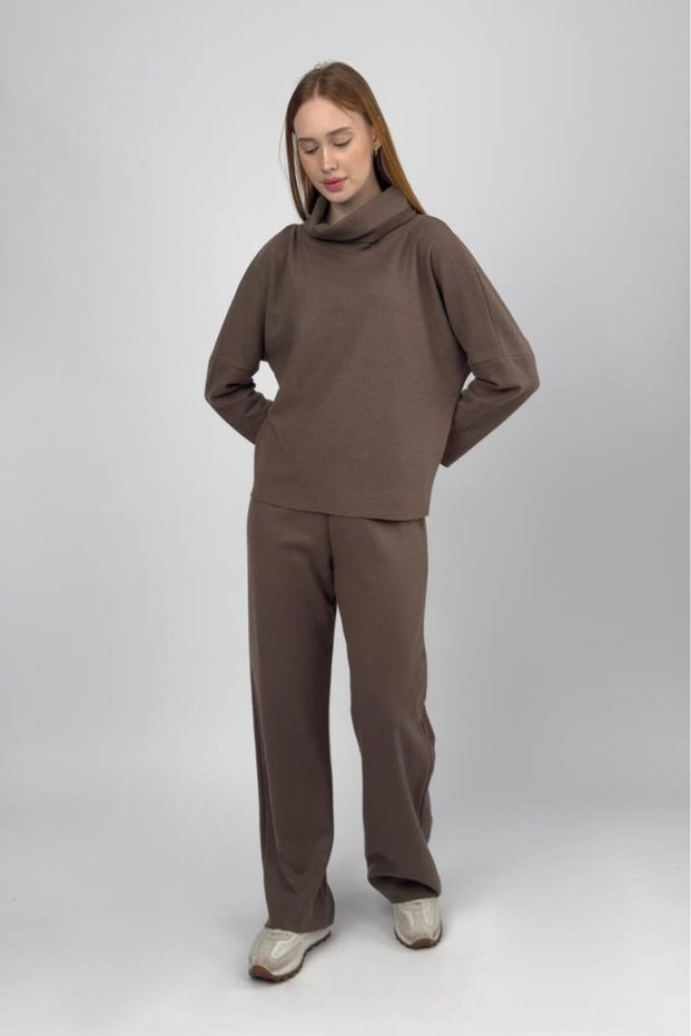 Women's High Neck Knit Sweater Pants Set Brown