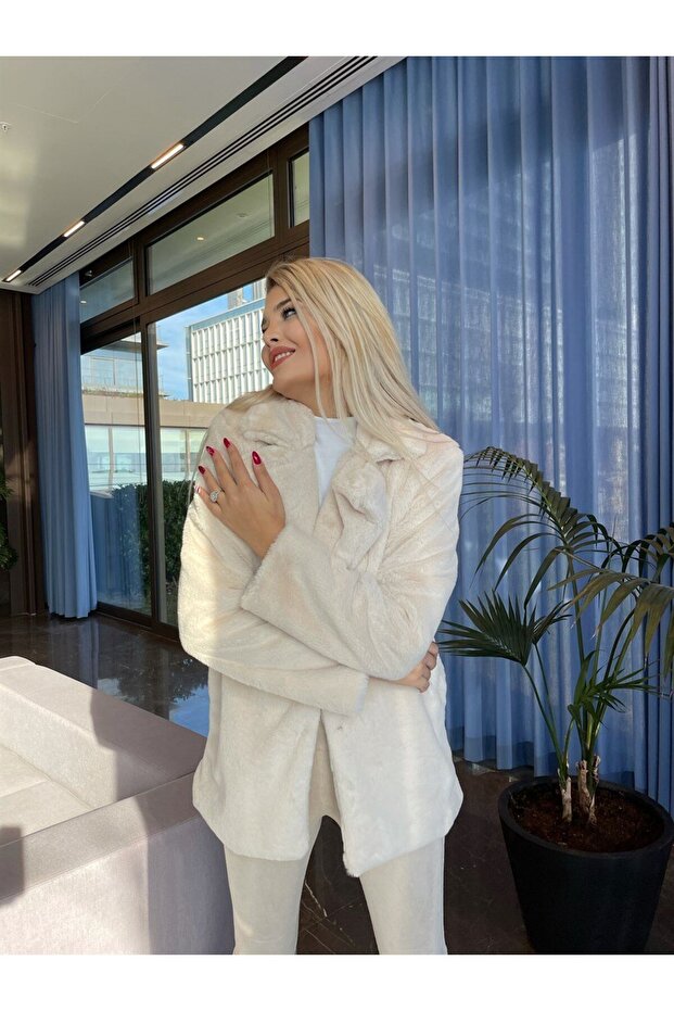 Yakalı Peluş Kaban - 4