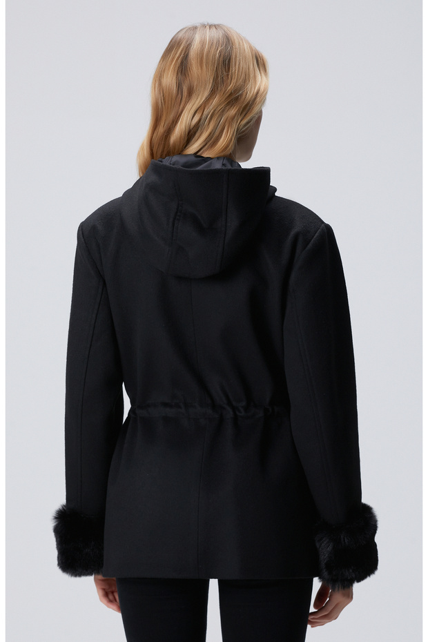 Siyah Kapüşonlu Manto - 5