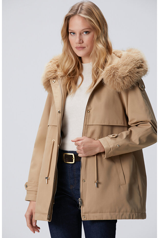 Bej Kapüşon Yakalı Kaban - 1