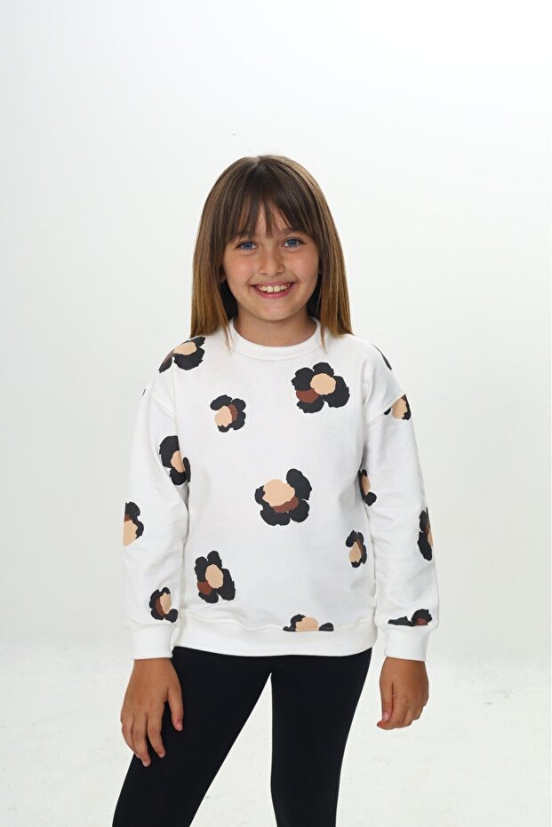 Ecru Girl's Relax Fit Crew Neck Drop Shoulder Printed Sweatshirt - 2 Thread