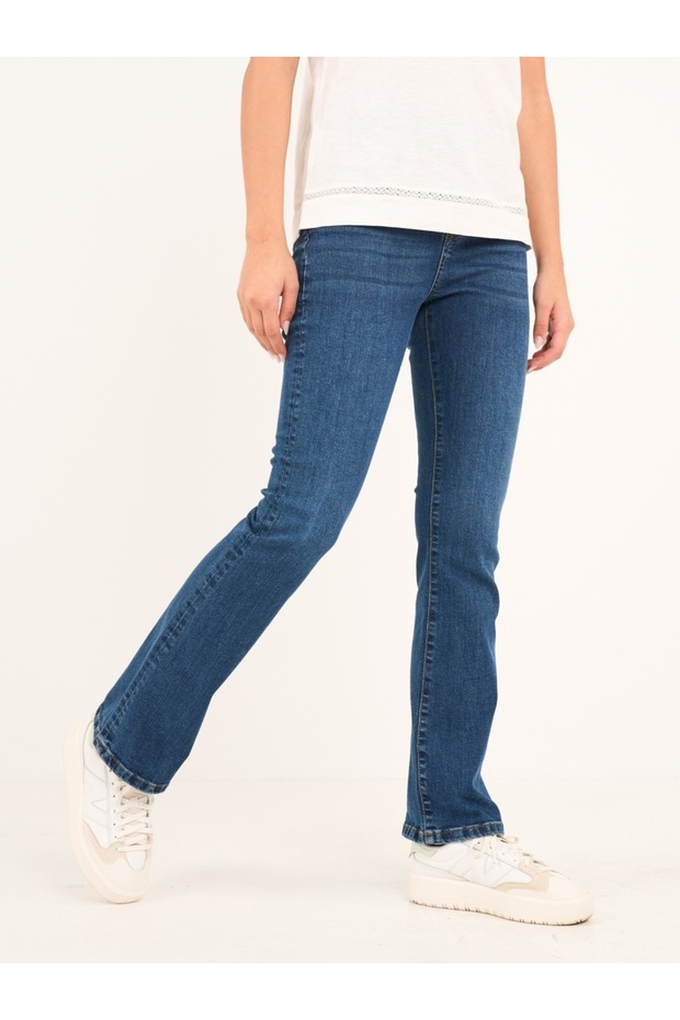 Women's solid color bootcut jeans - 5