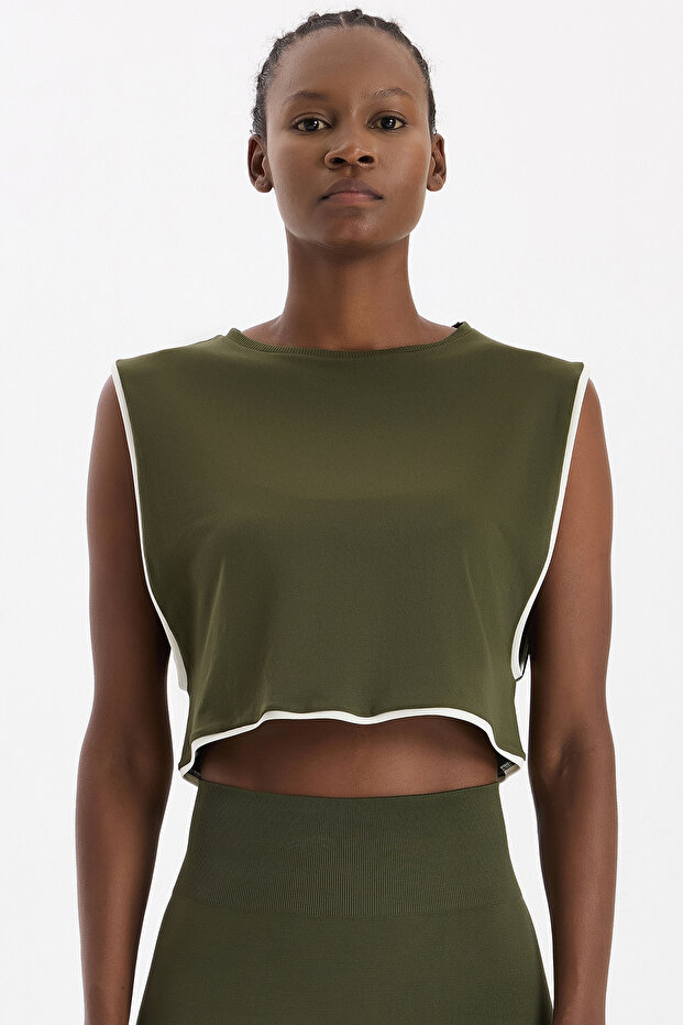 COMEUP Kontrast Biyeli Sıfır Kol Crop Top Koyu Yaprak Yeşili
