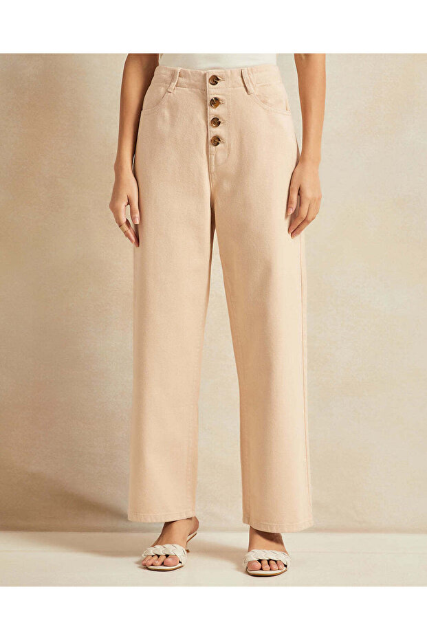 Women Cream Capri Length Jeans