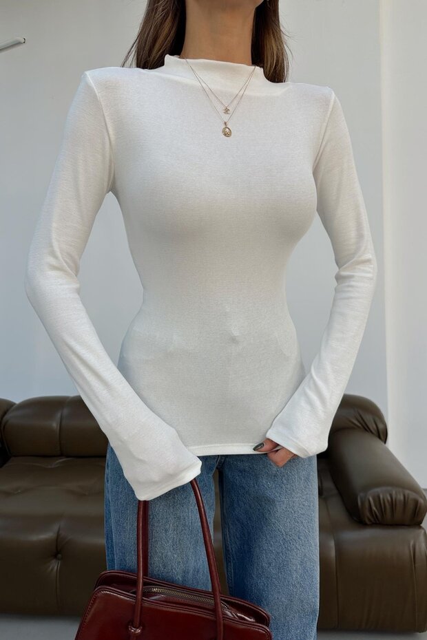 Dik Yaka Basic Bluz Beyaz - 3