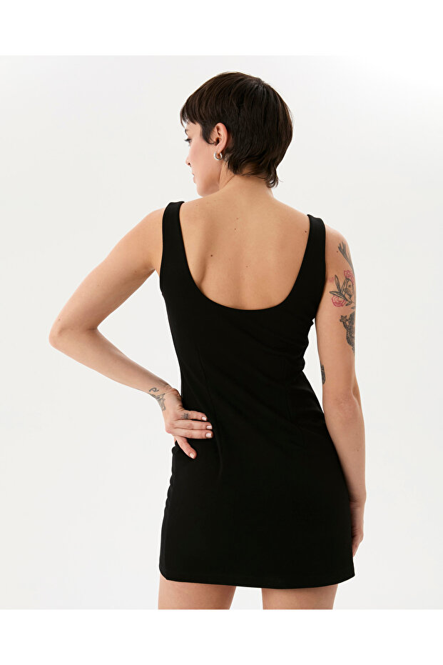 Siyah Ecovero™ Viskoz Sırt Dekolteli Basic Low Back Elbise - 5