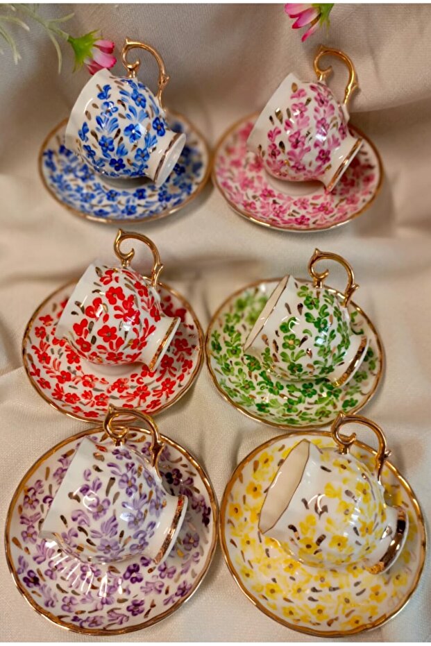 Pervi̇z Karçi̇çek Porcelain Hand Painted Coffee Cup Set