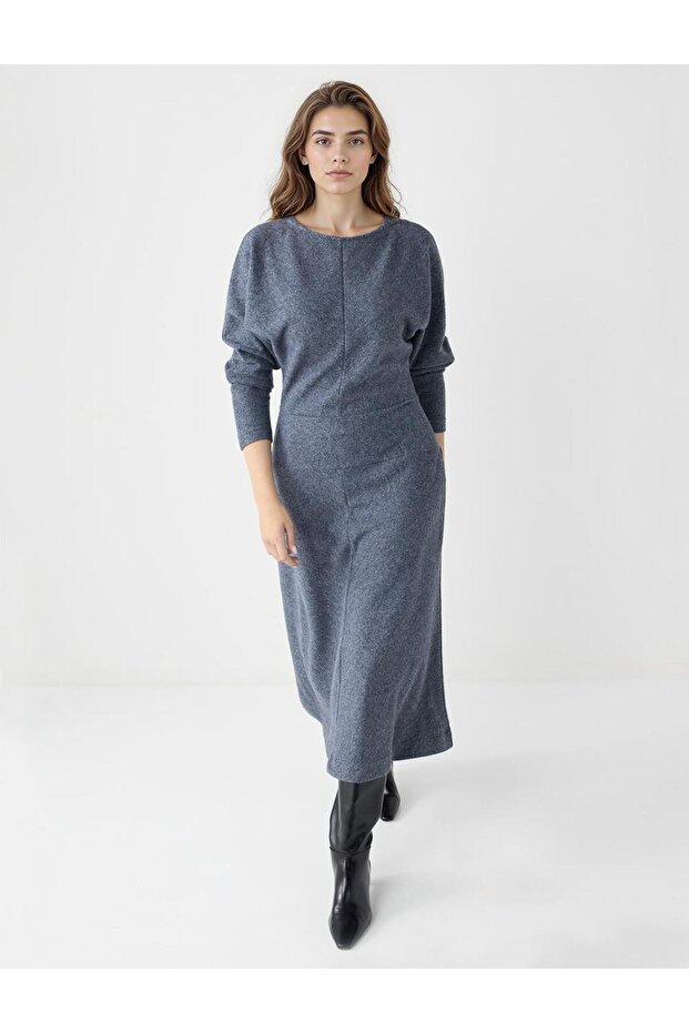 Antrasit Kayık Yaka Yarasa Kol Yumuşak Dokulu Midi Elbise - 1