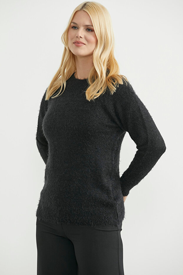 سترة تريكو أساسية برقبة دائرية - أسود - 4