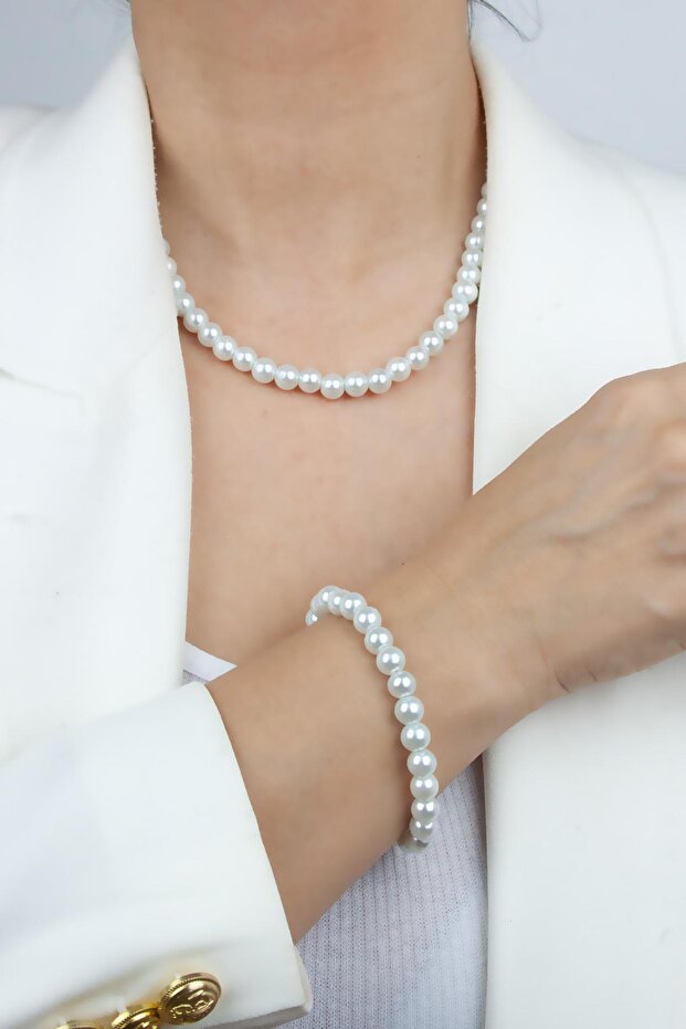 Glass Pearl Classic Necklace Bracelet Set