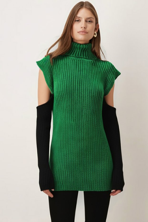 Women's Green Turtleneck Sleeves Low-Cut Knitwear Sweater Arm-26K136015