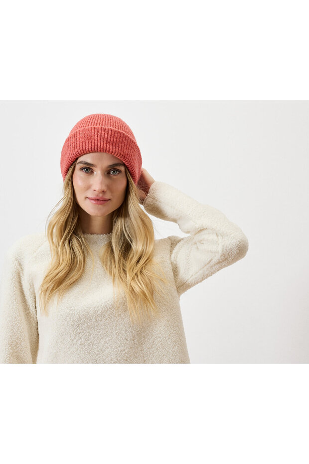 Örgü Bere, Turuncu - 1