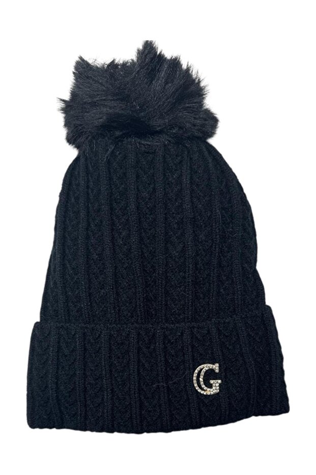 Suyutti Women's Pom-Pom Knitted Beanie
