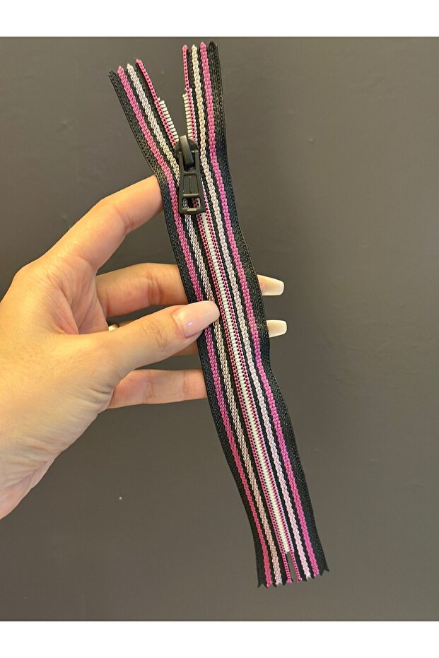 24X3 cm Patterned Zipper