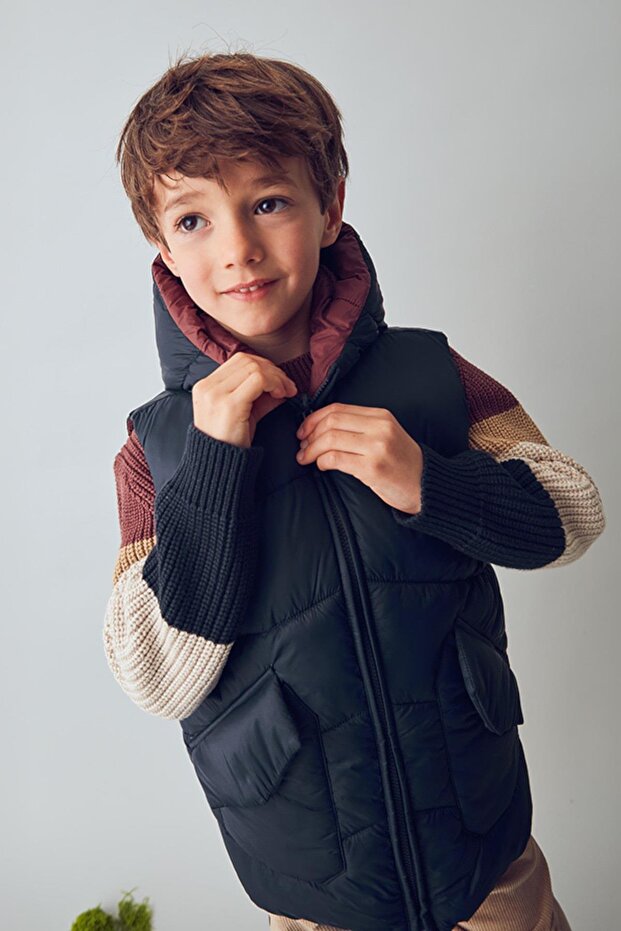 Boy 4-9 Years Old Double-Sided Hooded Vest Navy Blue
