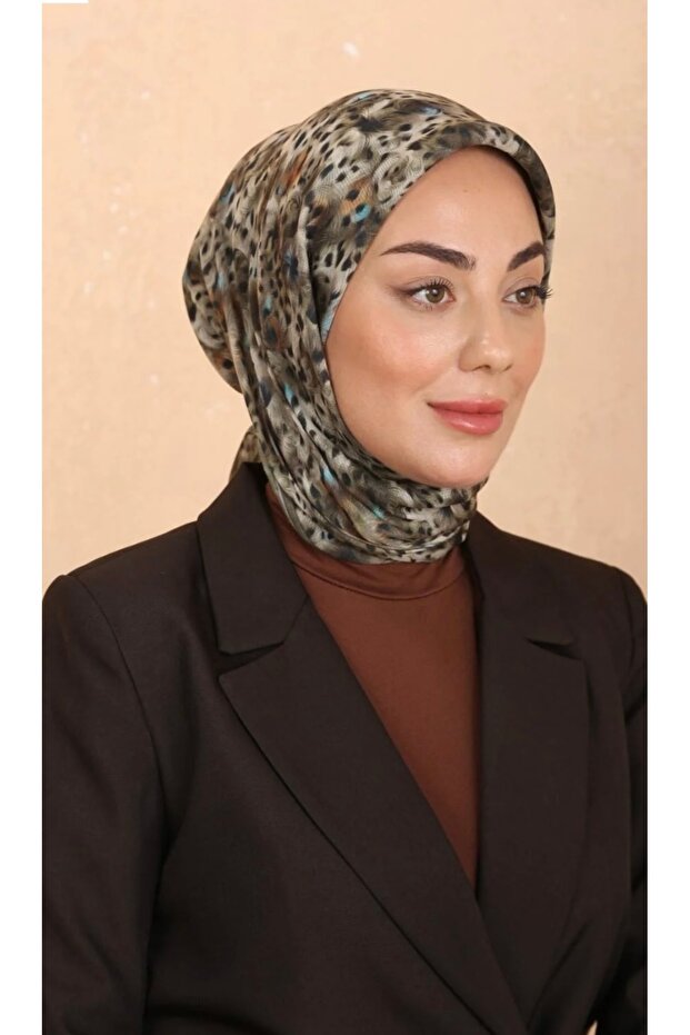 Patterned Square Soft Scarf - 1