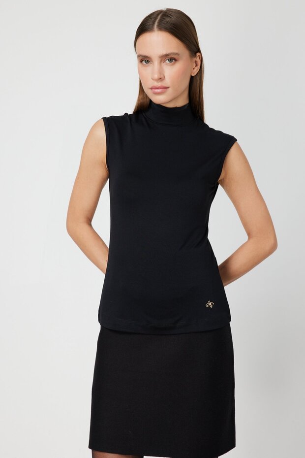 Dik Yaka Kolsuz Basic Bluz - 1