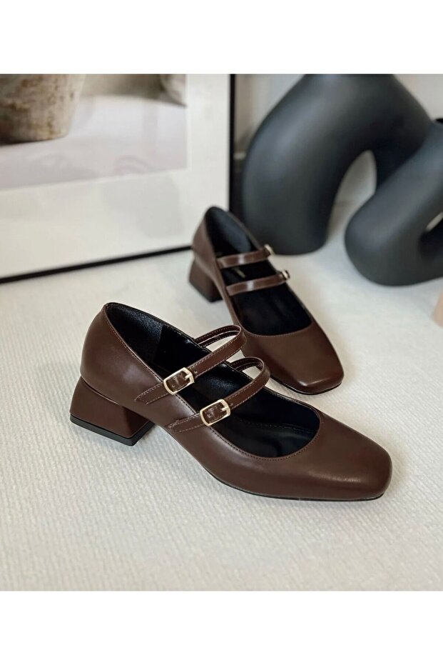 199 K. Double Barrel Short Heel Square Toe Women's Shoes Brown