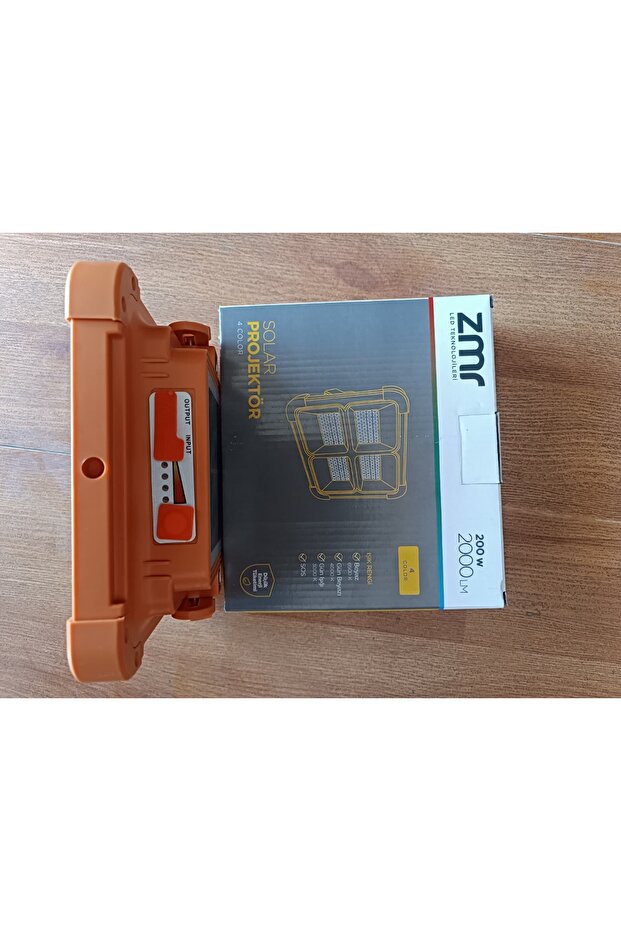 SOLAR PROJEKTÖR 200W - 2