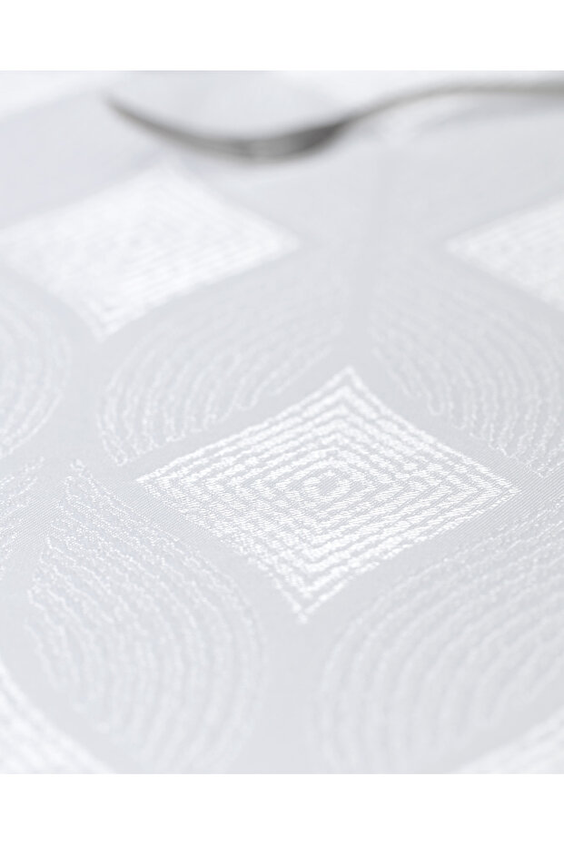 Mayenne Masa Örtüsü - 3