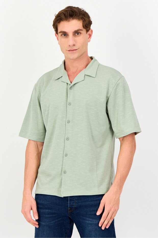 Men Regular Fit Chambray Short Sleeves Casual Shirt, Sage Green
