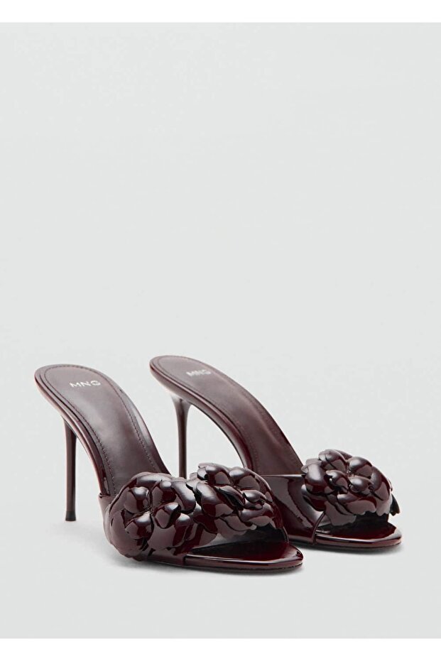 Çiçekli rugan topuklu sandalet - 1