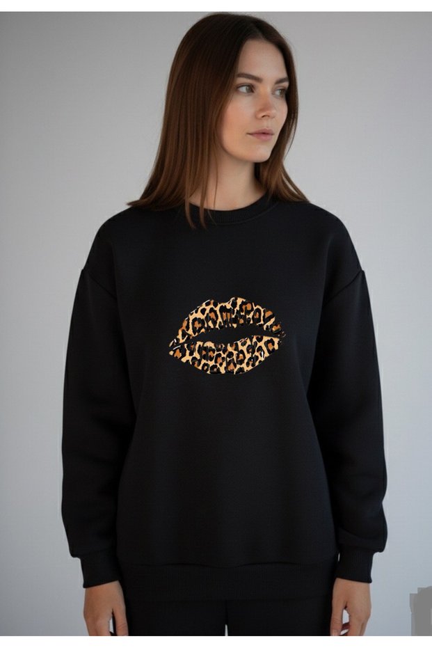 Oversized Sweatshirt Crew Neck Leopard Lip Print