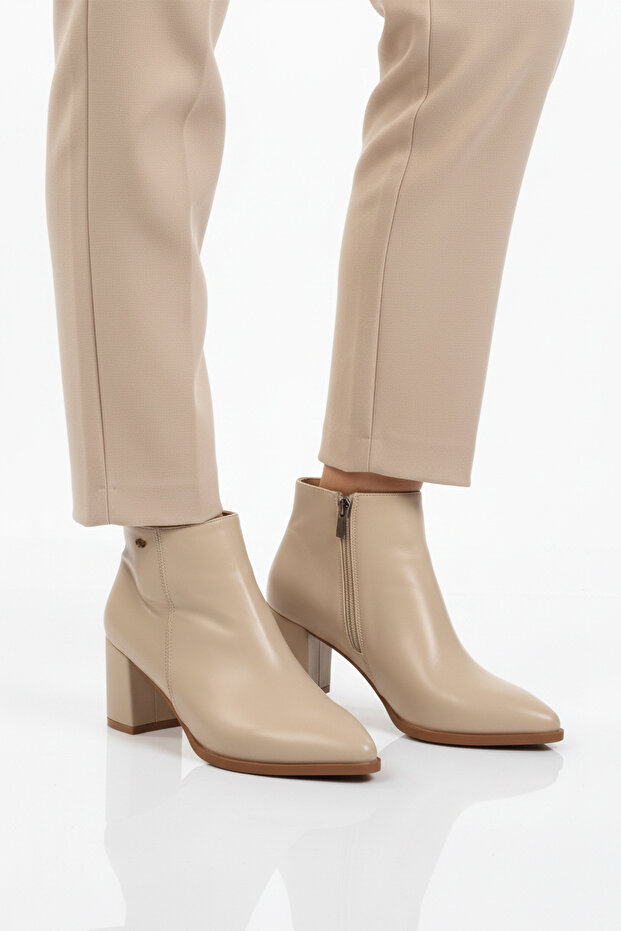 Cream Fur Inside Cold Resistant Heeled Women's Boots Pc-54984 Z