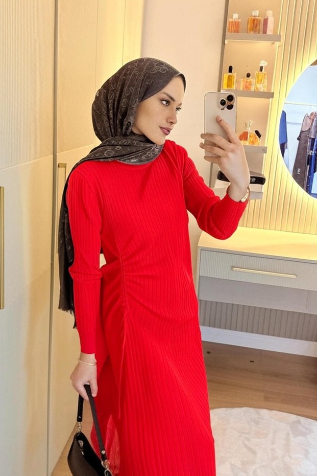 Women's Gathered Edge Corded Fabric Crew Neck Midi Knit Dress