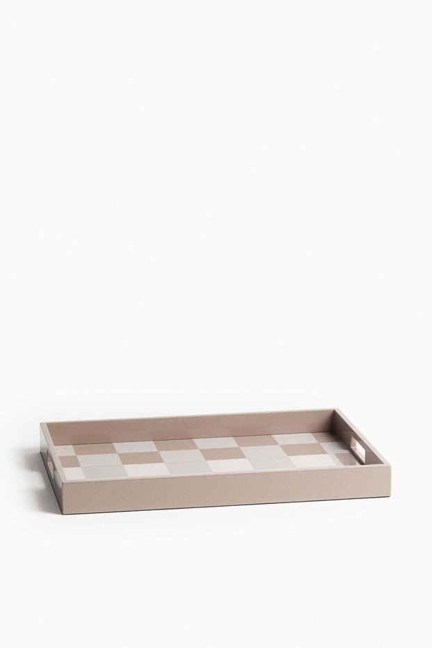 Lacquered tray