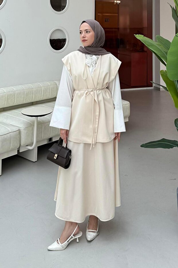 Vest-Skirt Two-Piece Hijab Set Cream