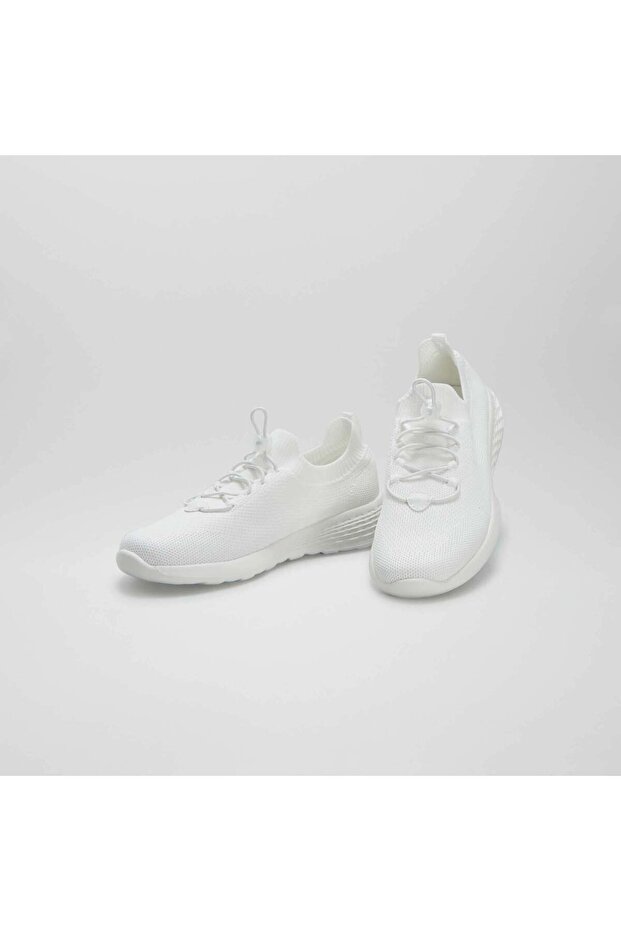حذاء رياضي شبكي أبيض - 5
