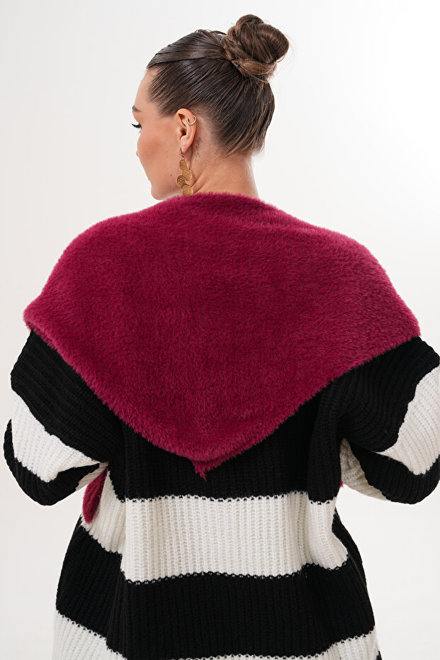 وشاح مثلث الشكل من القطيفة - 2