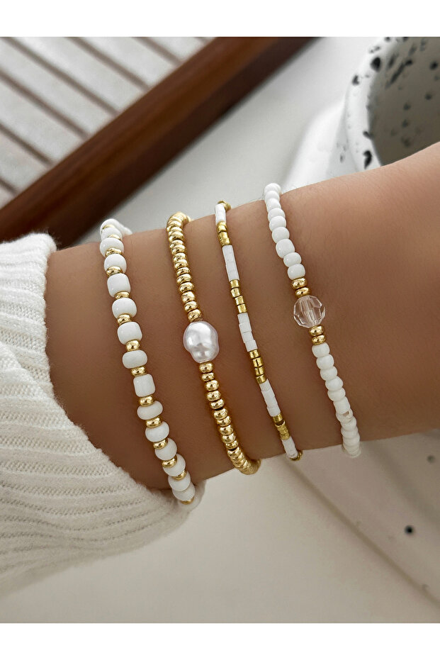 Set of 4 - Beaded Bracelets