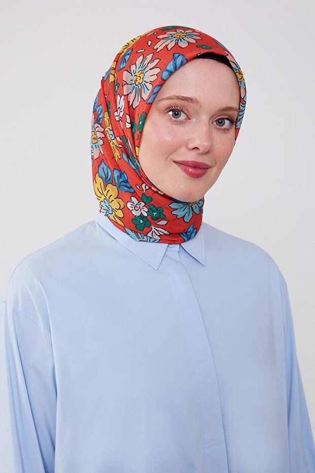 وشاح قطني أصفر اللون