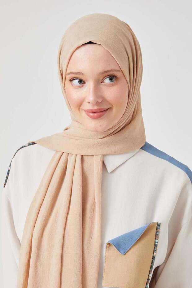 Nude Frozen Shawl